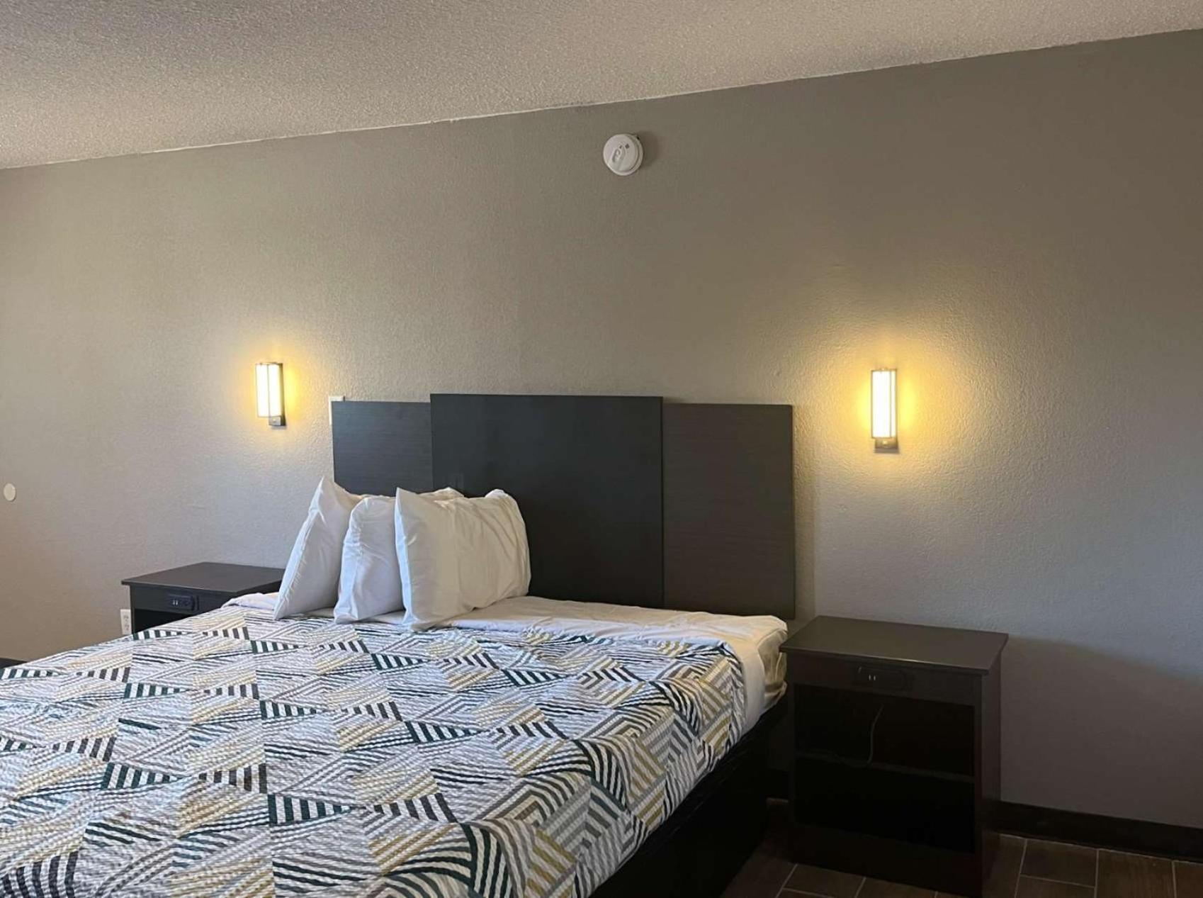 Studio 6 Suites Hurricane, Wv Ngoại thất bức ảnh
