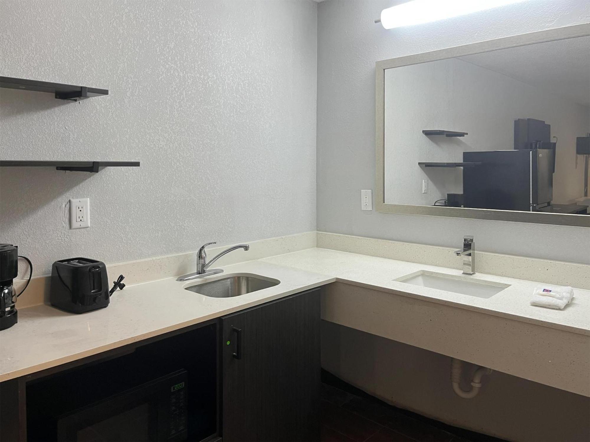 Studio 6 Suites Hurricane, Wv Ngoại thất bức ảnh